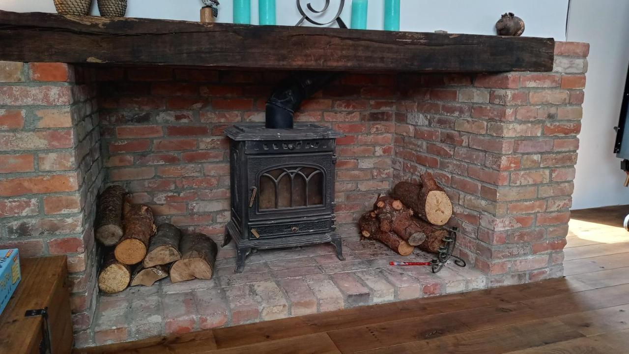 Forreset - Lesny Apartament, Sauna I Balia Jacuzzi Gietrzwald Bagian luar foto