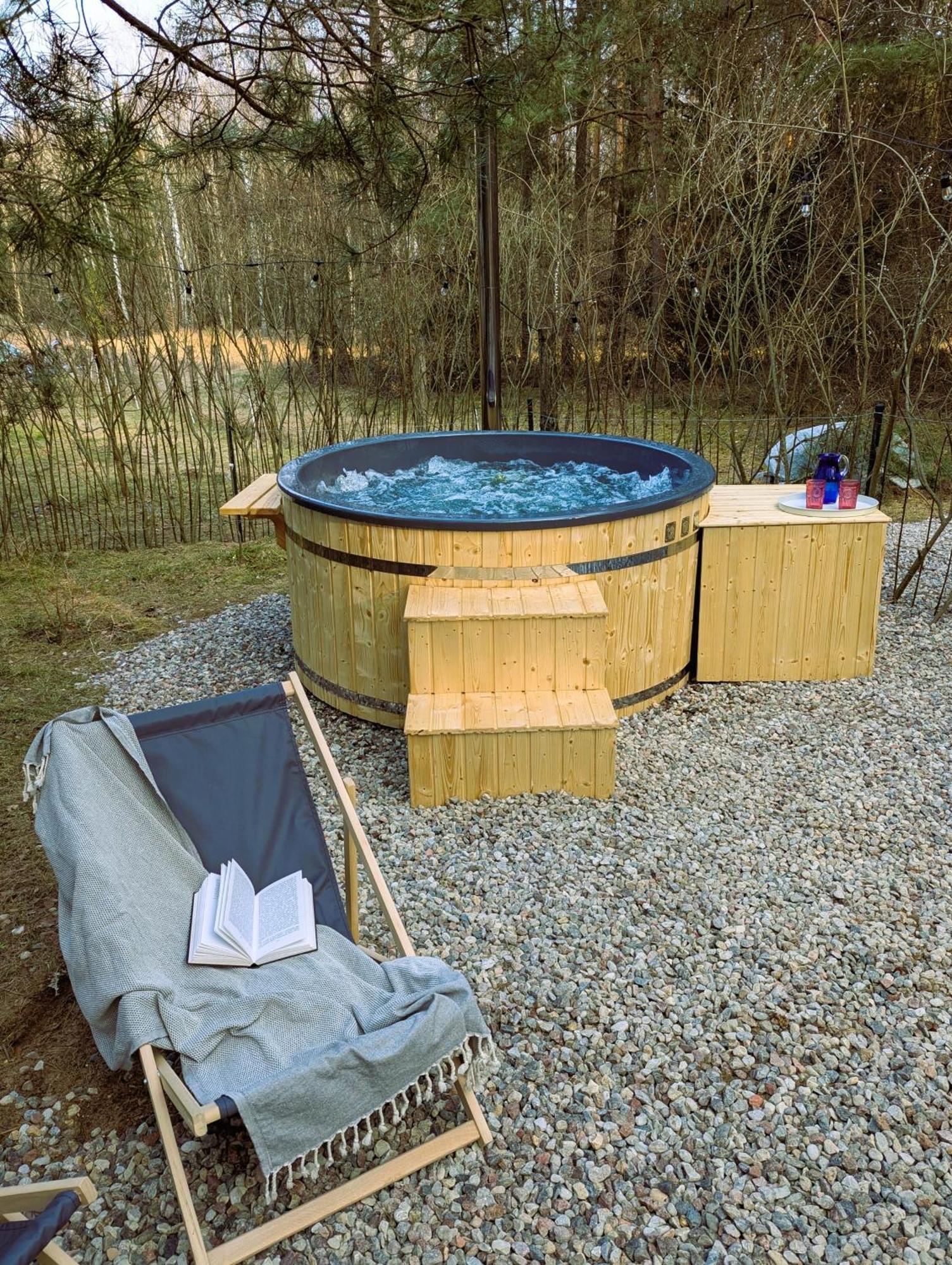 Forreset - Lesny Apartament, Sauna I Balia Jacuzzi Gietrzwald Bagian luar foto