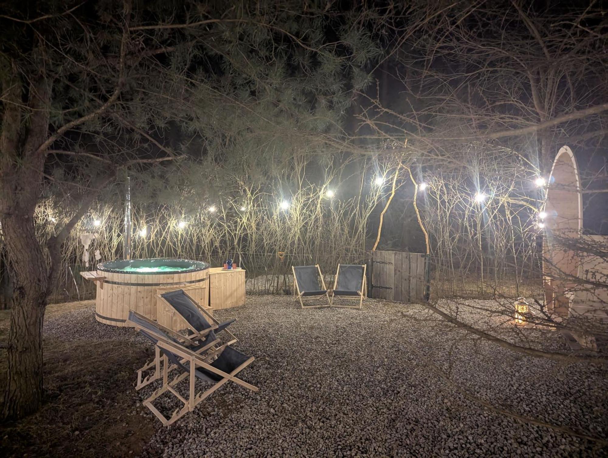 Forreset - Lesny Apartament, Sauna I Balia Jacuzzi Gietrzwald Bagian luar foto